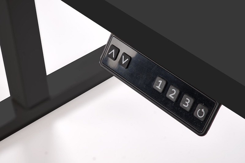 Výškově nastavitelný stůl Halmar B54 černý